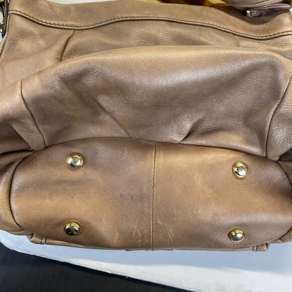 B. Makowsky Leather Purse Champagne Gold Multiple Pockets Animal Print Lining - Picture 16 of 16